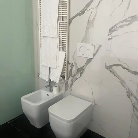 Private Garden Apartment, Navigli, 24h Security Apartament Mediolan