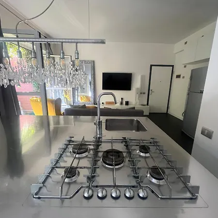 Apartament Private Garden Apartment, Navigli, 24h Security