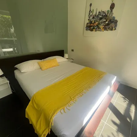 Private Garden Apartment, Navigli, 24h Security * Mailand