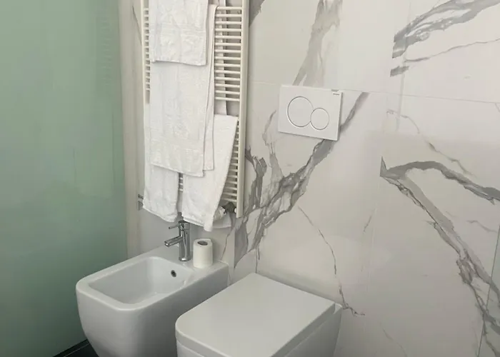 Private Garden Apartment, Navigli, 24h Security Apartment Mailand