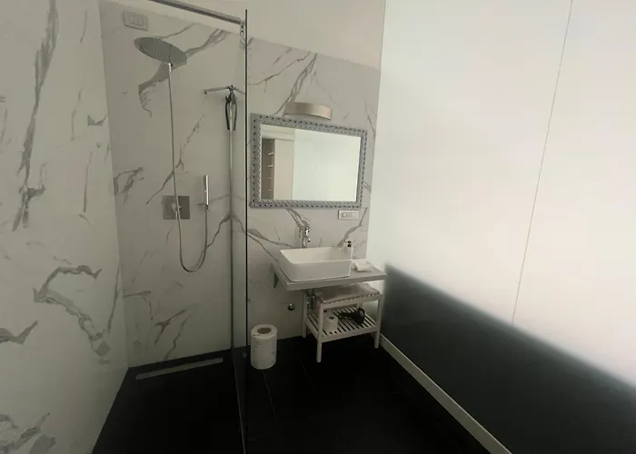 Private Garden Apartment, Navigli, 24h Security * Mailand