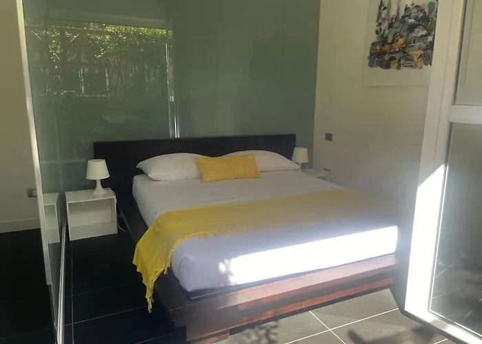 Private Garden Apartment, Navigli, 24h Security Apartment